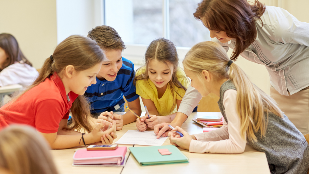 Montessori škola: Revoluční přístup k výuce, který tvaruje budoucí generace
